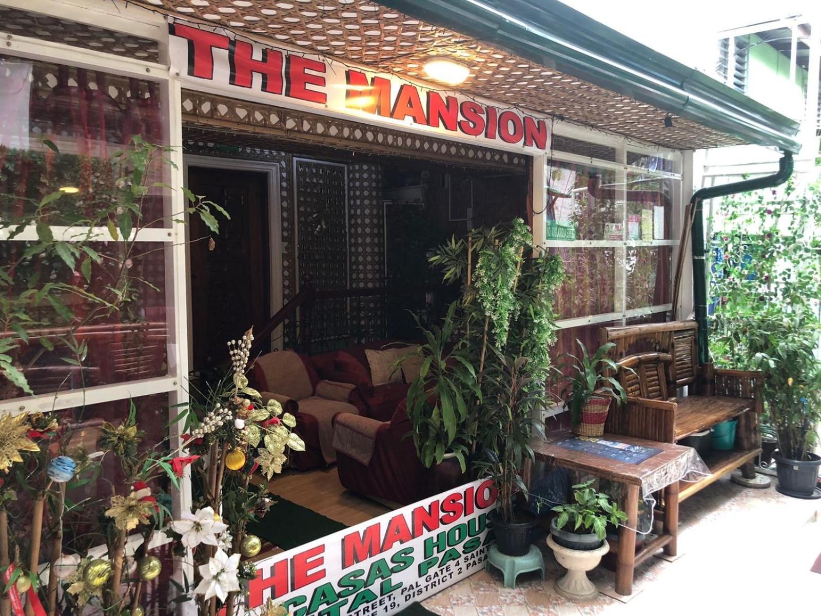 Appartamento The Mansion - Backpackers Near Airport Manila Esterno foto